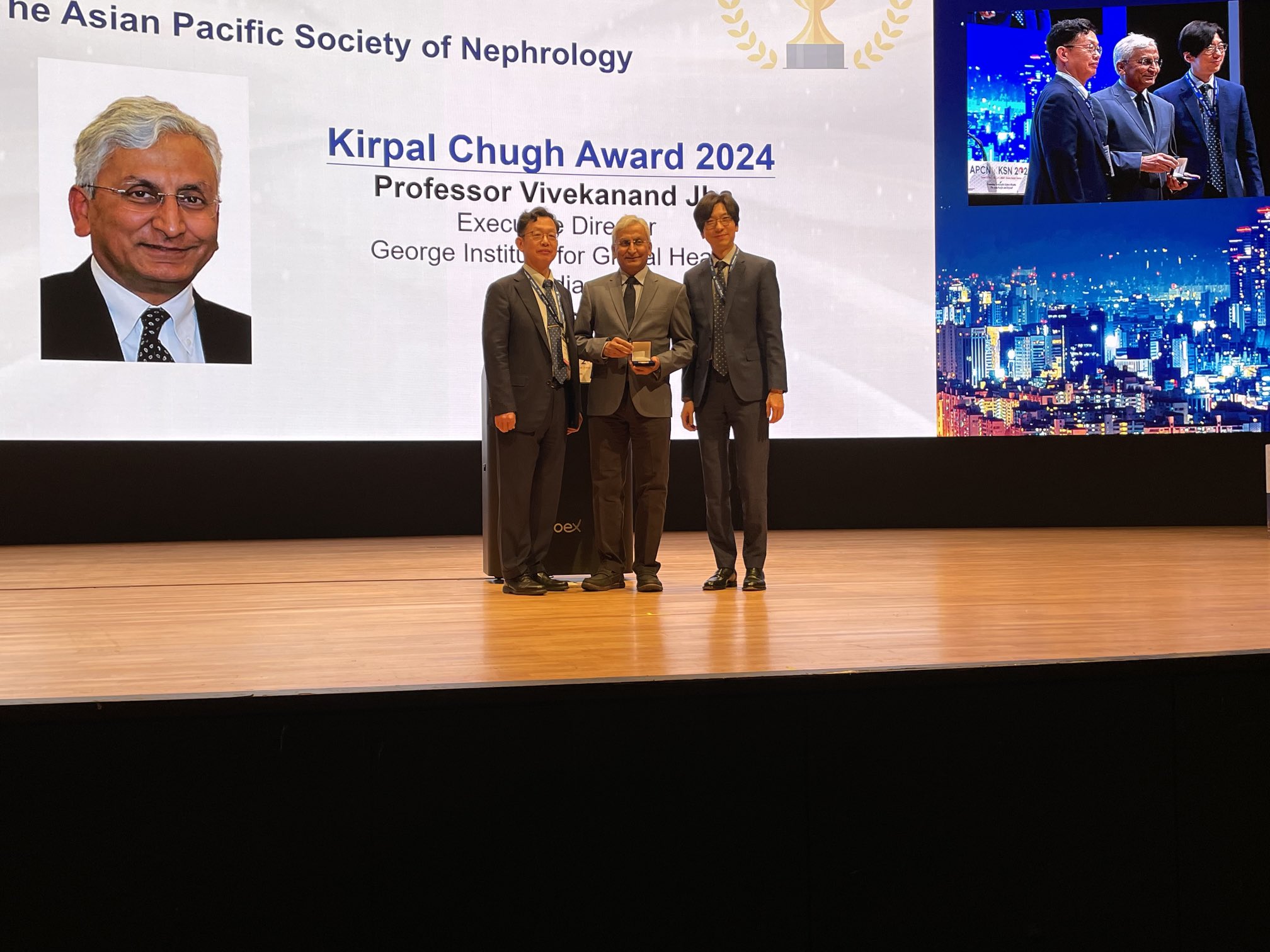 ISN Past President Vivekanand Jha Honored at the Asian Pacific Congress